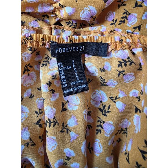 NWOT FOREVER 21 Yellow Floral Smocked Top - Picture 5 of 5
